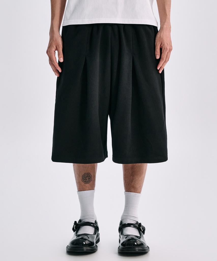 TAKEASY Essential Half Sweatpants (Black)
