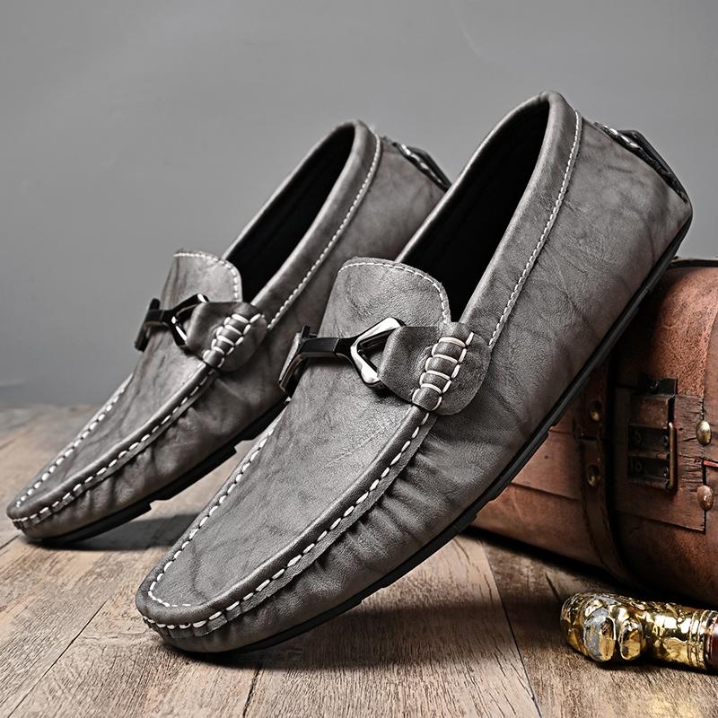 Fashion New Leisure Men Summer Leather Flats Shoes Slip on Outdoor Casual Shoes Low Top Lazy Shoes Non Slip Loafers Moccasins for Male