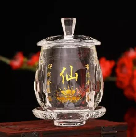 Fornitura d'acqua in cristallo cinese per templi buddisti domestici, tazze da offerta e coppe da vino davanti al Buddha Buddismo