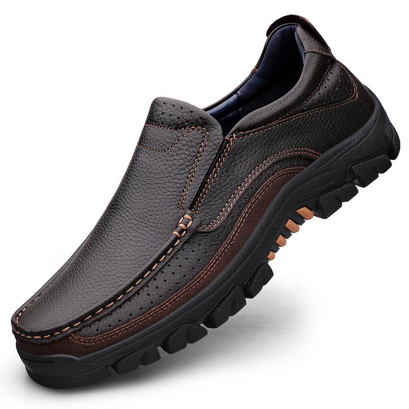 Men's Large-Size Leather Slip-On Shoes, Soft Sole, British Style, Casual Business Shoes for Middle-Aged and Elderly.