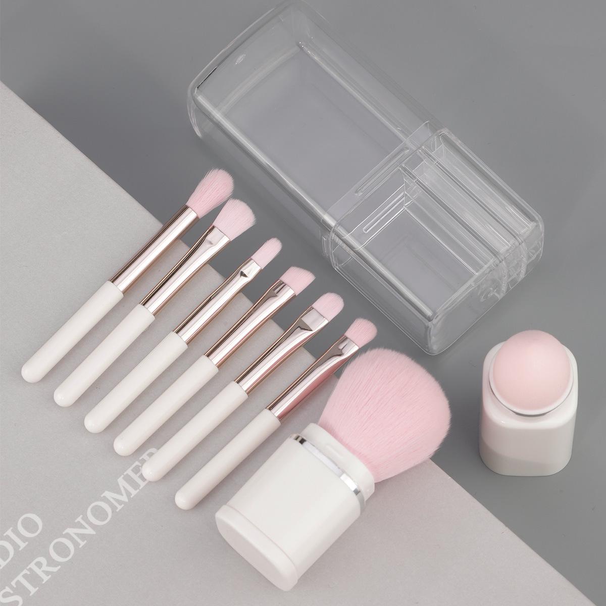 8-in-1 Portable Makeup Brush Set: Soft Bristle Multifunctional Beauty Tool for Blush and Eyeshadow