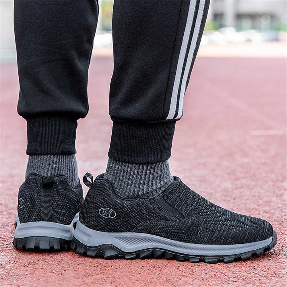 Fashion Thin Heel Round Tip Cafes Tennis High Man Shoes Spring Boots Sneakers Sports Luxe From China Releases College Racing