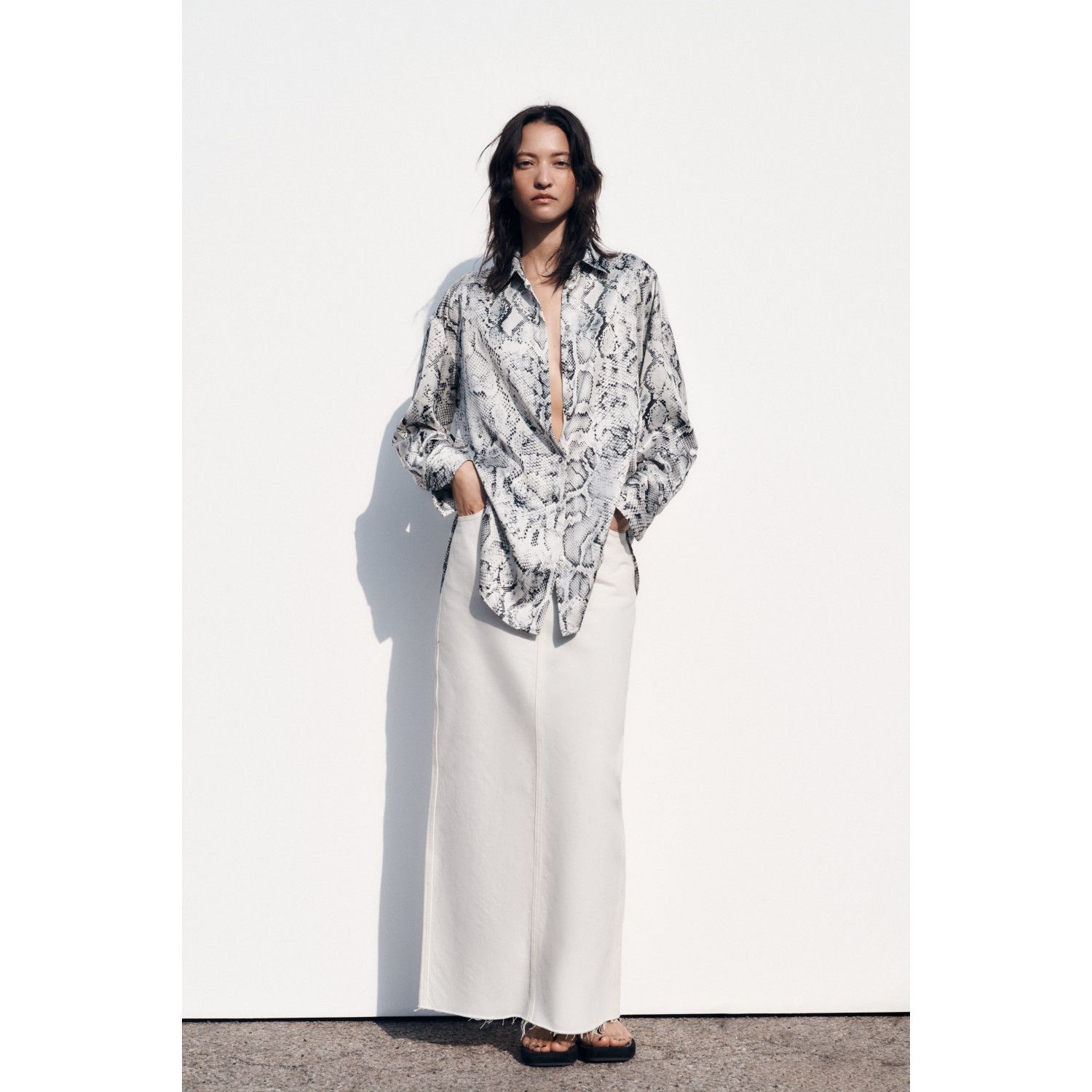 

SNAKE PRINT SHIRT