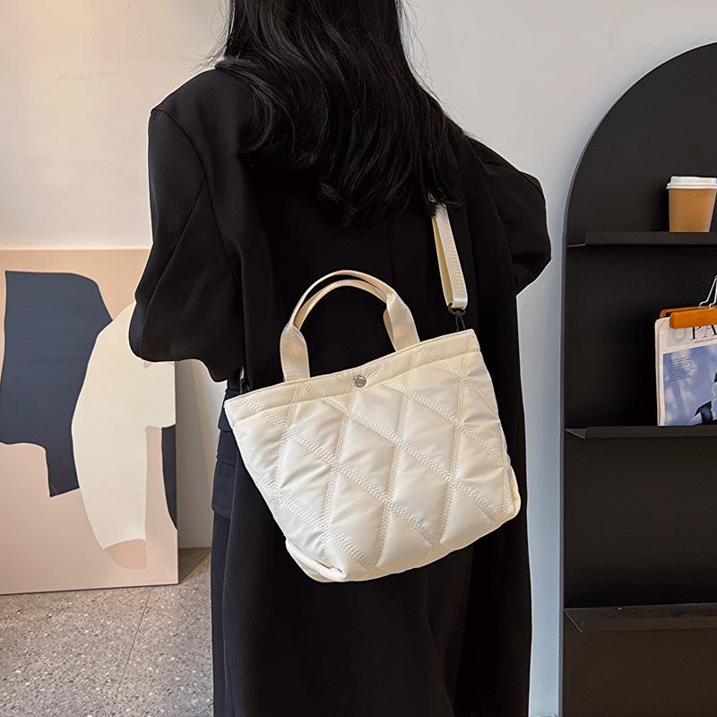 Autumn/Winter 2023 Women's Argyle Down Tote Bag - Large Capacity for Commuting, Shopping & College Students