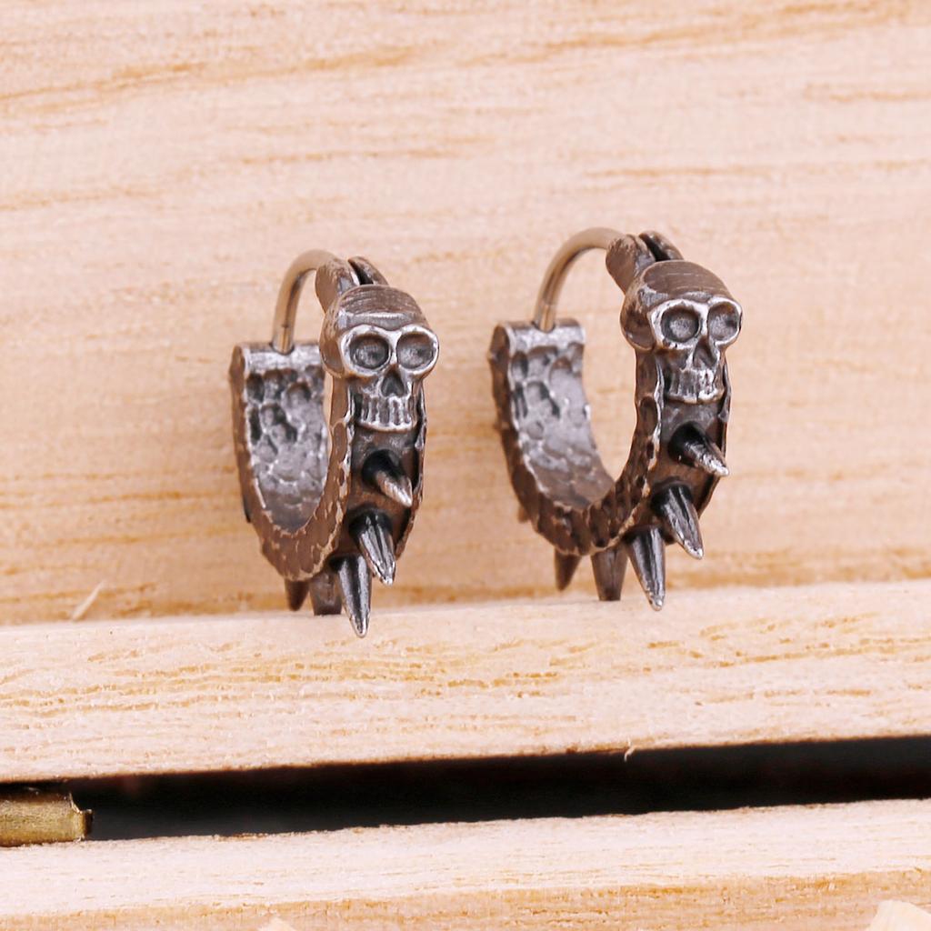Modische Schwarze Schädel Einfache Ohrringe Herren Edelstahl Hip Hop Rock Biker Ohrringe Punk Vintage Skelett Schmuck Als Geschenk