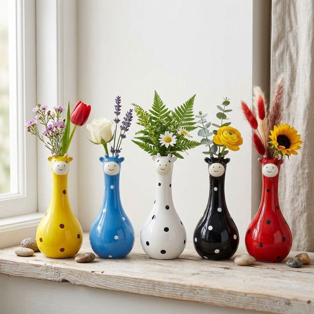 Lifelike Cartoon Giraffe Resin Vase Novelty Giraffe Flower Container Flower Arrangement