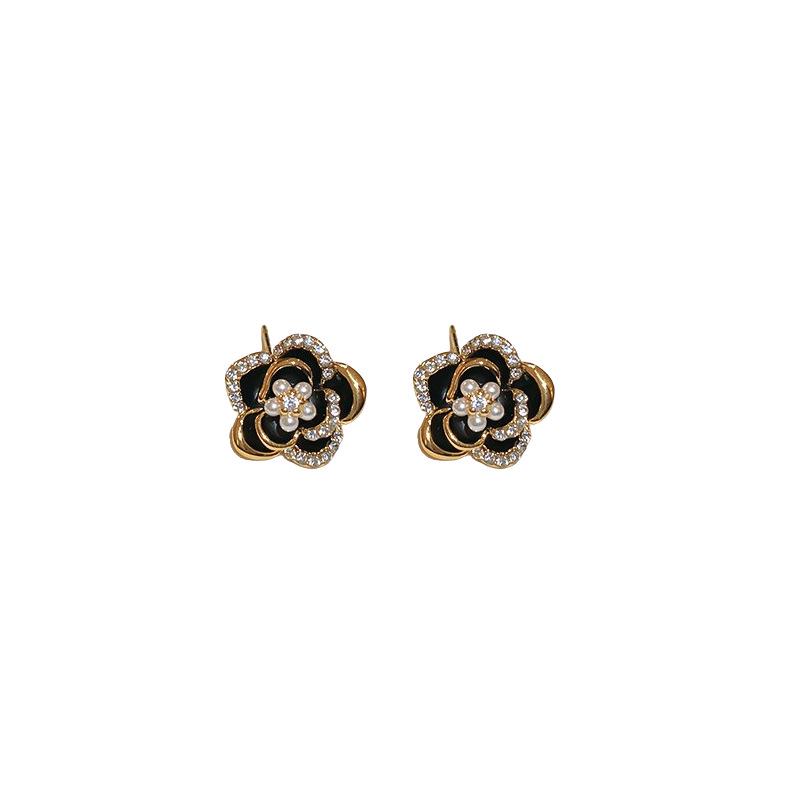 Elegant French Retro Drip Oil Zircon Faux Pearl Flower Sterling Silver Stud Earrings for Women