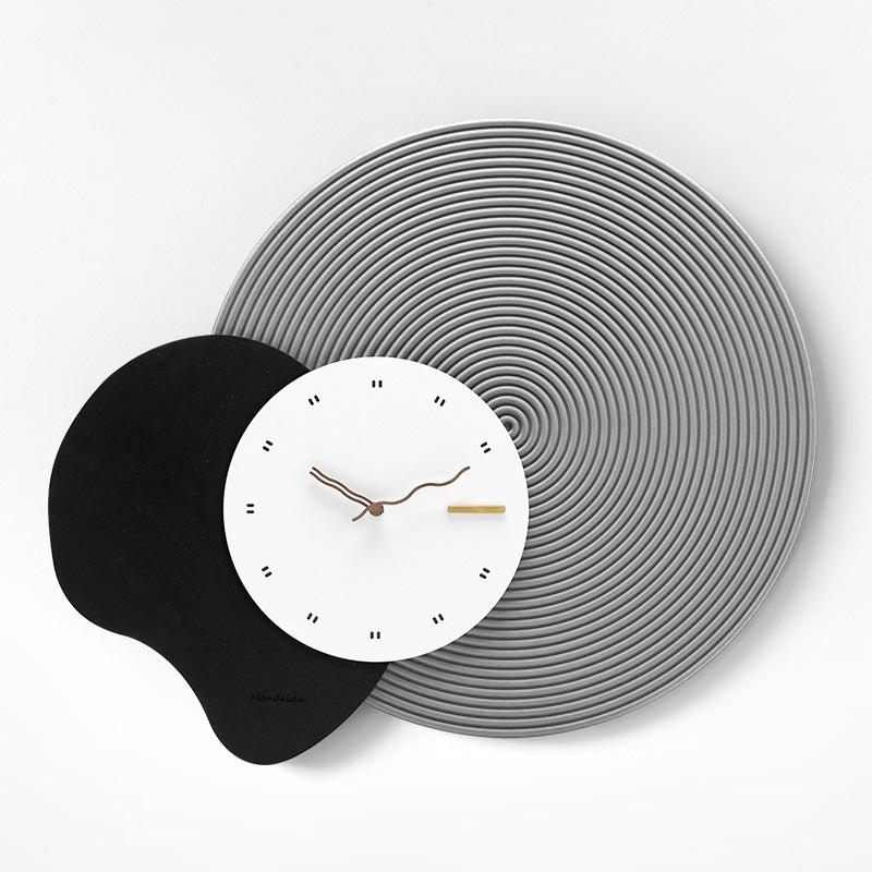 Light Luxury High Wall Clocks Art Living Room Modern Wall Clocks Wall Clocks Personalized Silent Home Use Home Decor Klingel