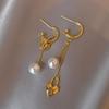 Trendy Gold Color Heart Lock Long Pearl Dangle Earrings for Women Korea Asymmetrical Love Heart Drop Earing Fashion Jewelry