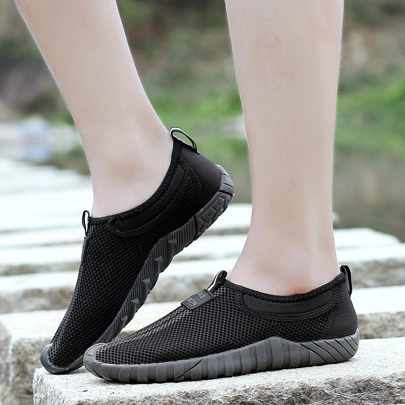 New diving shoes summer beach socks soft shoes men and women snorkeling rafting swimming shoes quick drying wading shoes