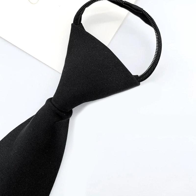 PreTied Women Necktie With Quick Zipper Design Fashion 2000s Punk Chain Decors Neck Tie For Business Event Gathering