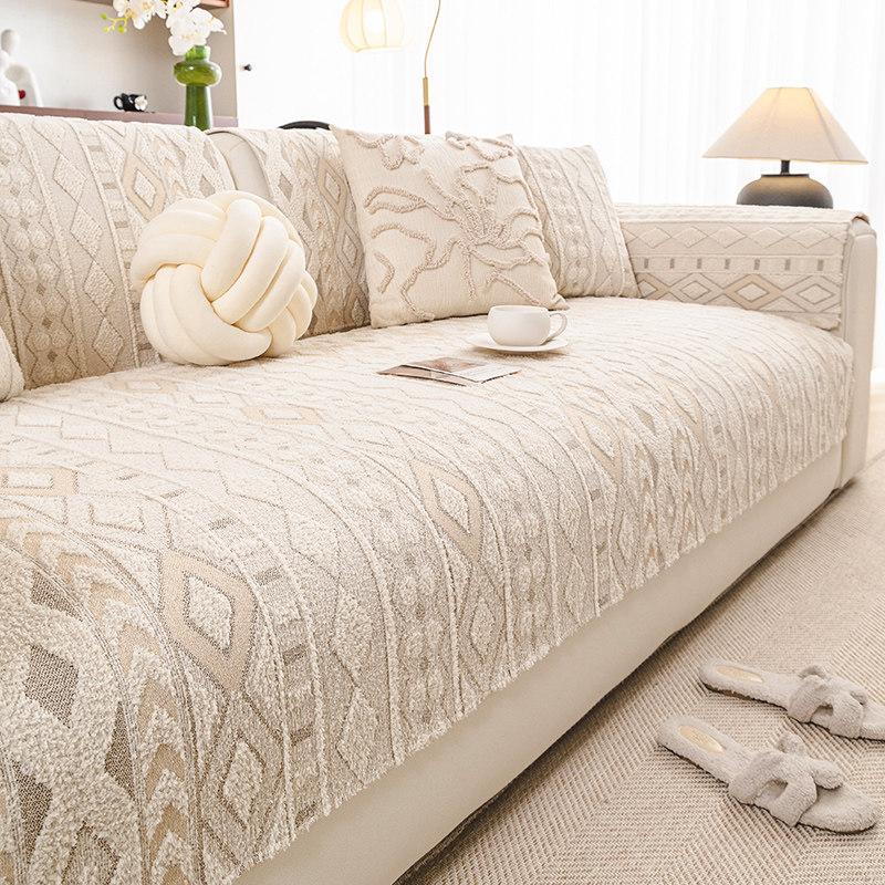 Half Velvet Thickened Sofa Cover Winter New Plush Fixed Non-Slip Cushion One-Piece Sofa Cover Durable Cat-Scratch Resistant