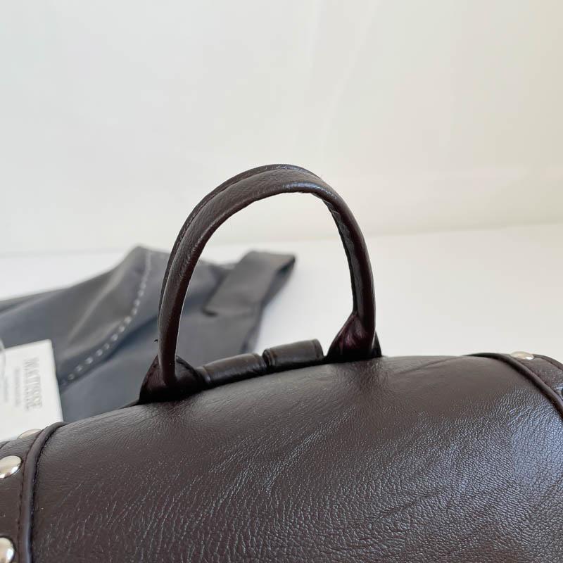 Studded Leather Backpack Women's Fashionable Vintage Style Bag with Adjustable Straps and Multiple Pockets