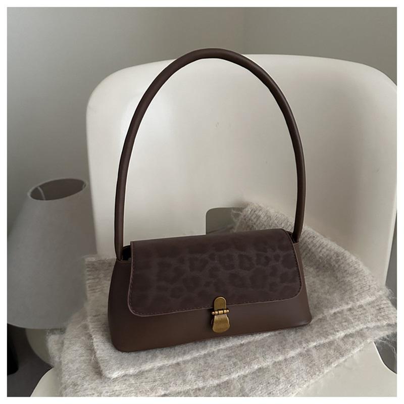Retro Niche Bag Women's Baguette Bag Versatile Super Popular Bag Armpit Bag Shoulder Bag