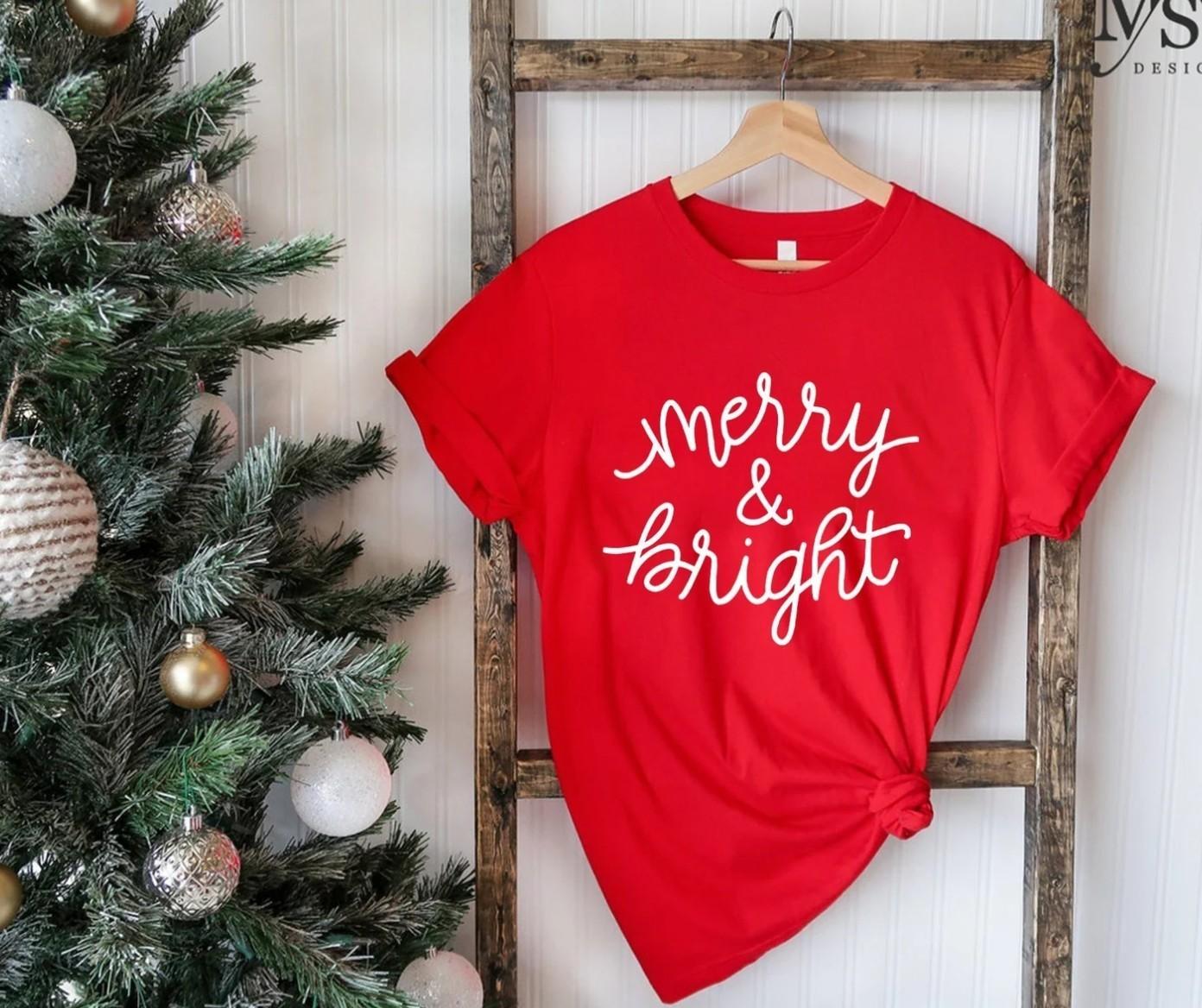 Christmas T-shirt For Women Merry And Bright Shirt Christmas Tee Holiday Shir XXXL