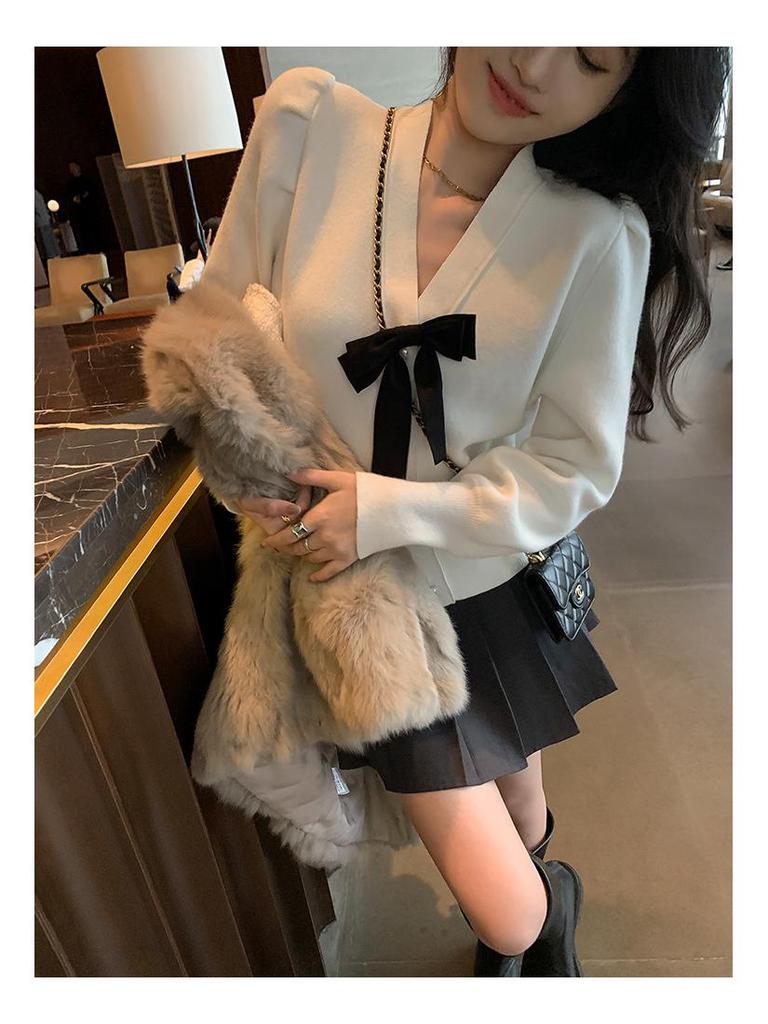 Γυναικεία Γλυκιά Πλεκτή Ζακέτα με Φιόγκο και Λαιμόκοψη V: Μοντέρνο Κοντό Στενό Φόρεμα με Μανίκια Φούσκα