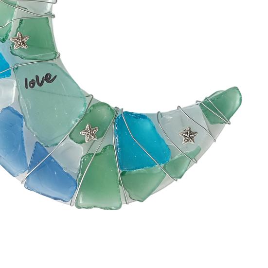 Handmade Moon Shape Sea Glass Ornament Coastal Style Crescent Moon Hanging Decoration for Tree Holiday Home Decor Gift for Beach Lovers