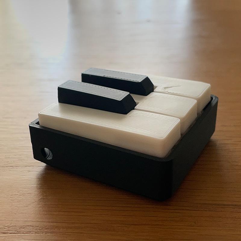 3D Printed Pla Piano Keyboard Clicker -Press-Type Relax Fidget Figurine Suitable For Office Desk,Party Games,Musical Key Presser