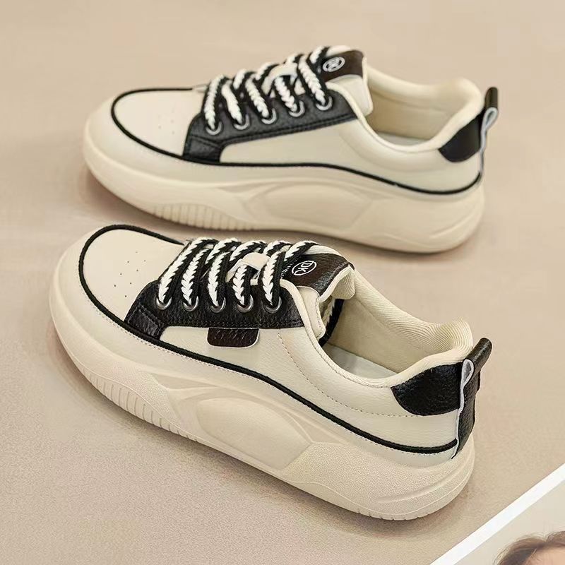 Women's Shoes 2025 Spring Festival New Versatile Student Casual Sports Shoes Platform Explosion Lightweight Flat Floor Shoes Dad Shoes
