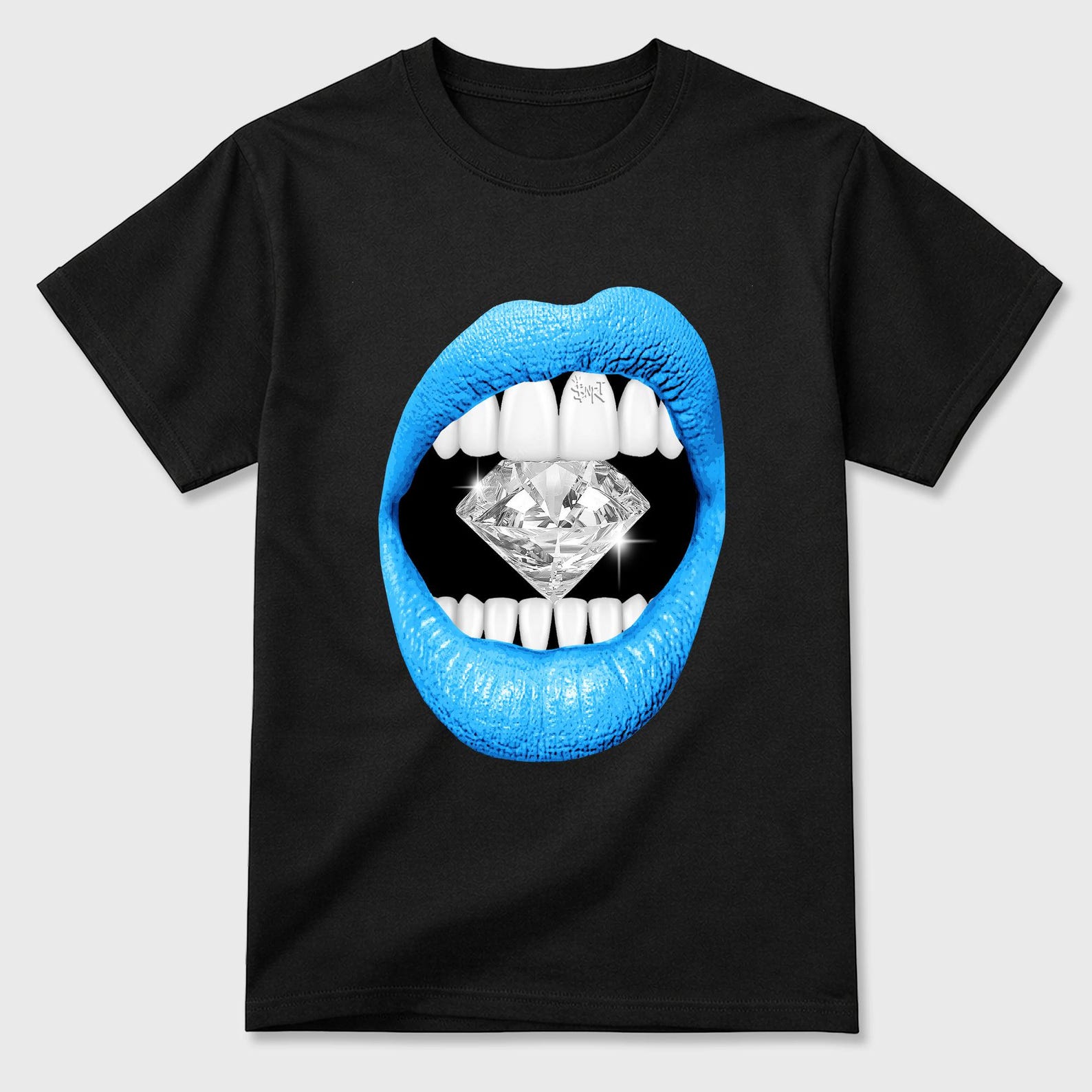 Lips Diamond graphic tee. Streetwear Brand Graphic T-Shirt. Foams Pro University Blue 3XL