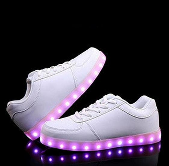 Unisex LED Light-Up Low-Top Casual Sneakers for Dance and Sports