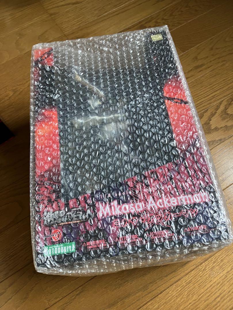 

[USED] Attack on Titan Mikasa 1/8 scale figure by Kotobukiya with original packaging