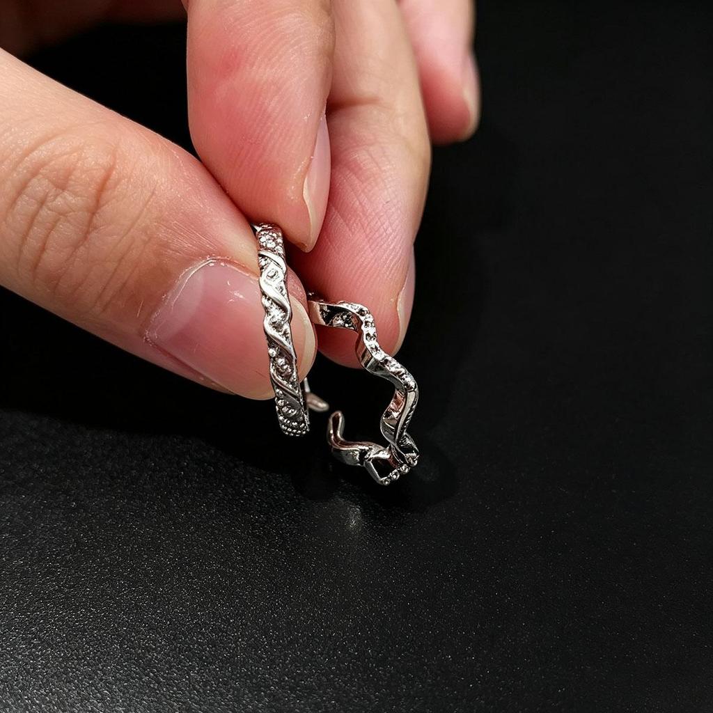 Silver Striped Ring Set of 2 for Women, Trendy Cold Style Ring, Small Niche Simple Band Ring, Open, Unisex, Couple Ring