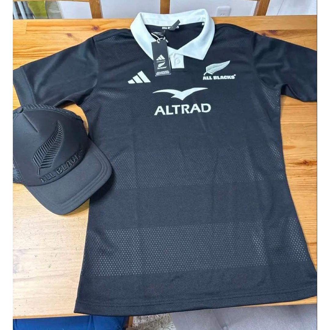 Used [adidas] ALL BLACKS shirtWith tagSize MWith cap