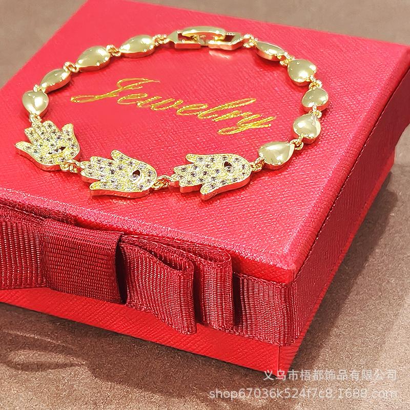 European & American Retro Copper Zircon Bracelet: Square Buckle Gold-Plated Women's Fashion Jewelry