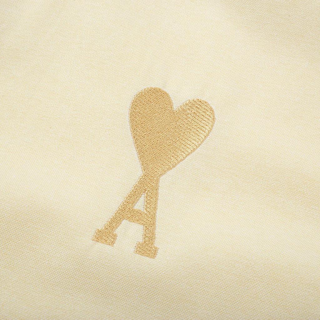 AMI Men's Classic Autumn Chest Same Color Heart Embroidered Casual Cotton Solid Color Short Sleeved Shirt