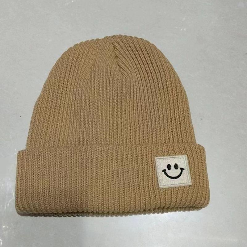 Ins Smiley Label Women's Woolen Hat, Trendy and Versatile Couple's Warm Hat, Korean Style Knitted Hat