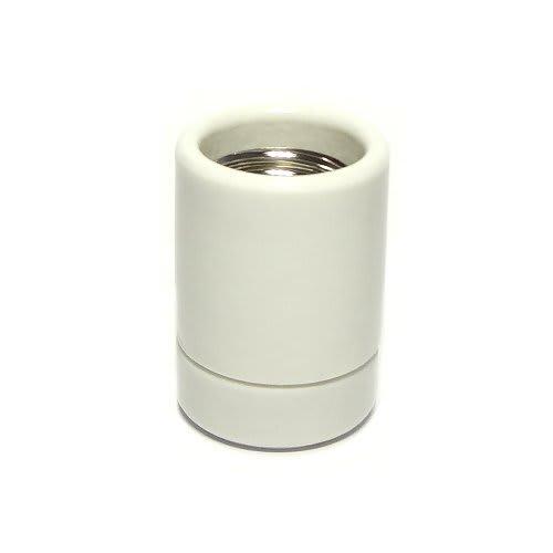 

Aoyama Dento E26 Small Mogul Socket (Single Hole) Porcelain E26-01