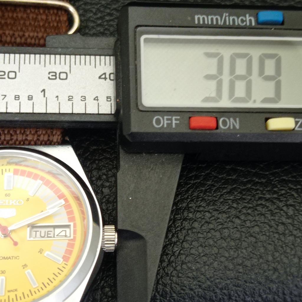 Seiko 5 AUTOMATIC VINTAGE REFURBISHED 6309A JAPAN MENS YELLOW WATCH A440914-4 Sk-a440914