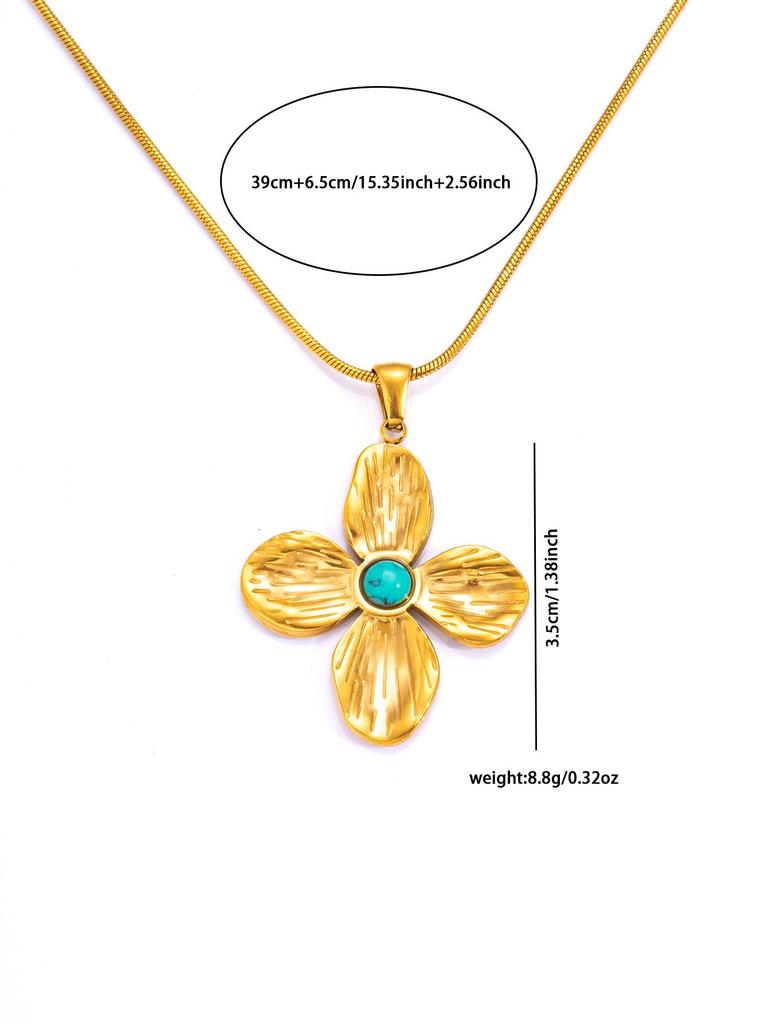 Titanium Steel Light Luxury European and American Golden Flower Clavicle Necklace 