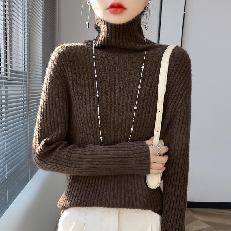 Damen Strickpullover mit hohem Kragen: Lässiger, schlank geschnittener Pullover für Herbst und Winter