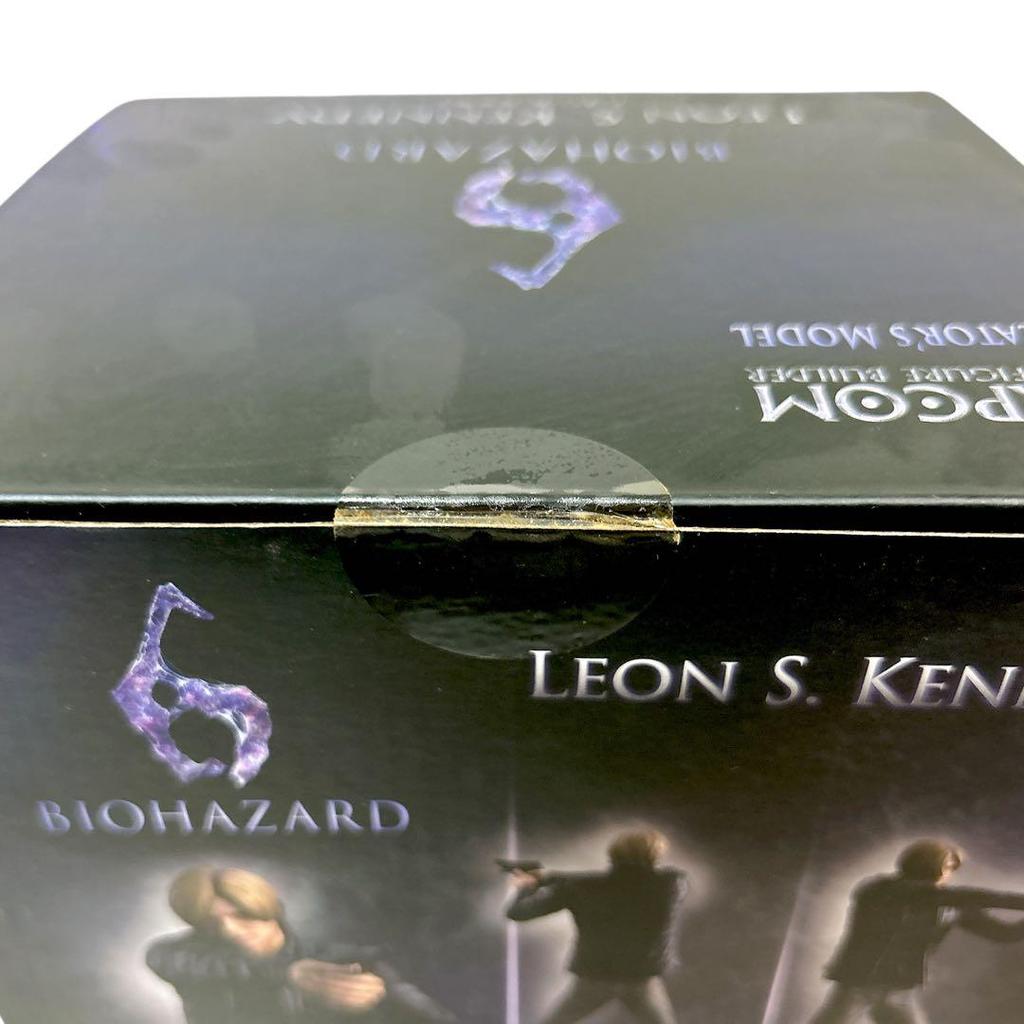 [USED] Rare Resident Evil Leon Figure