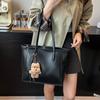 Large-capacity bag, daily work commute tote bag, new spring fashion versatile single shoulder armpit bag for women