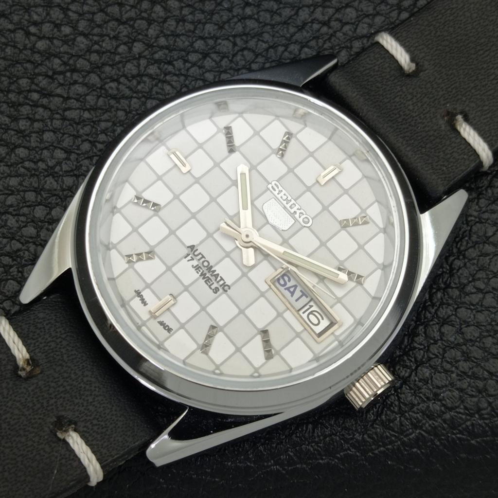 REFURBISHED SEIKO 5 AUTOMATIC MENS WATCH JAPAN MADE WHITE DIAL CUSTOM A440079-2 QV90-a440079