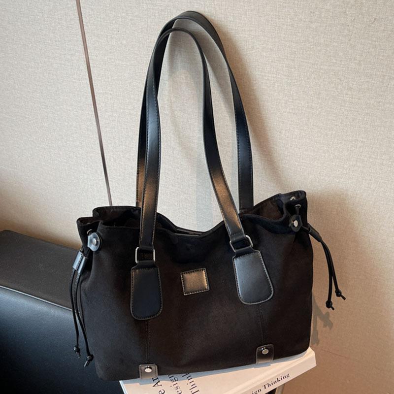 

Retro bag women s large-capacity new summer casual shoulder bag texture work commuter tote bag