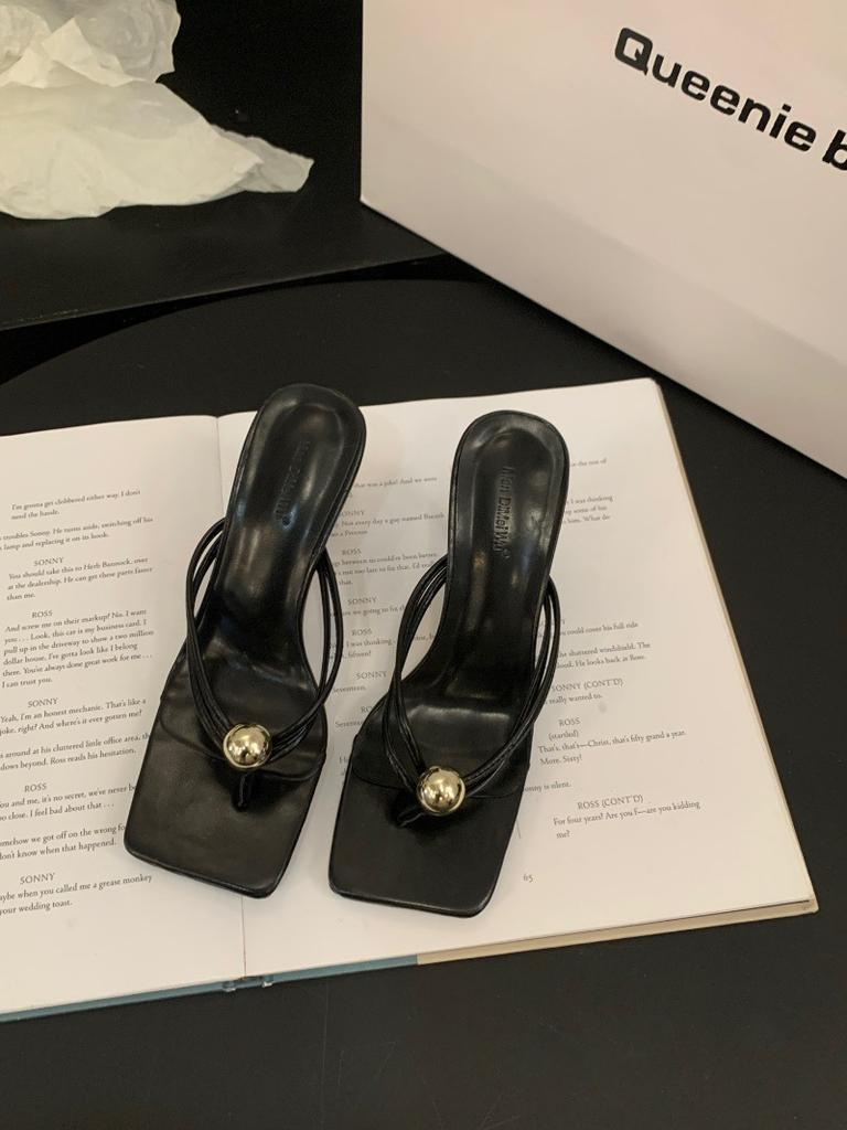 French temperament sandals high-end flip-flops women's shoes wear 2024 new summer high heels sandals