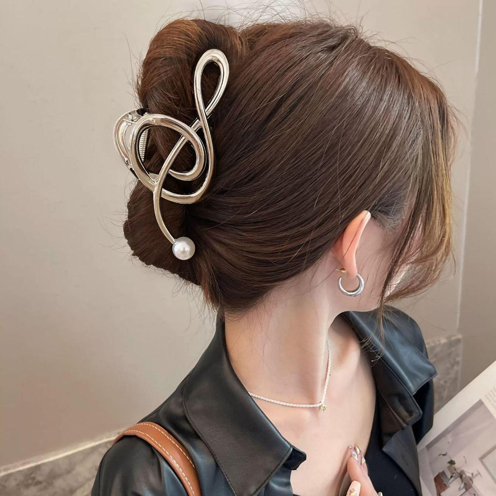 Elegant Women's Pearl & Metal Shark Hair Clip