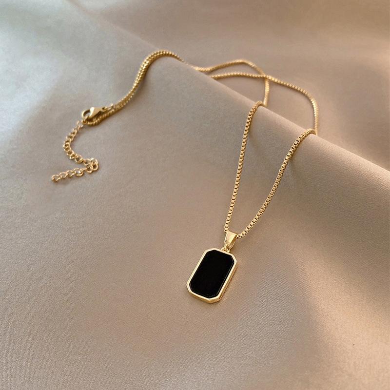 Stainless Steel Minimalist Square Pendant Korean Black Enamel Women'S Gold Color Vintage Necklace Exquisite Long Jewelry Gift
