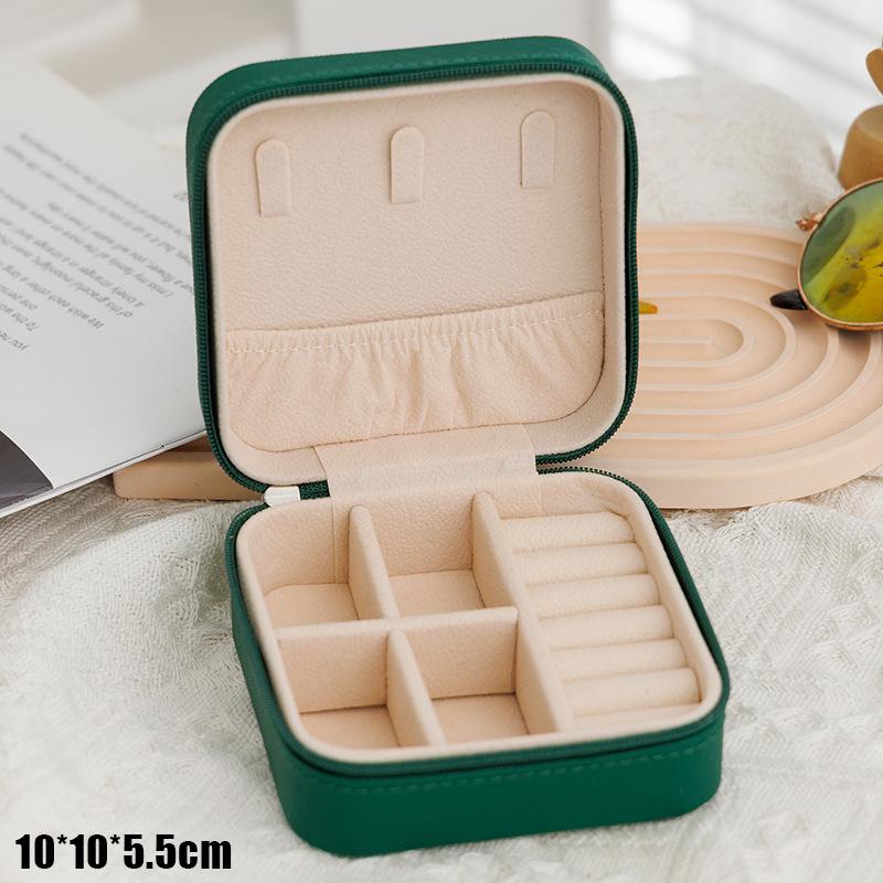 Simple And Portable Travel Jewelry Storage Box For Bracelets Earrings, Rings And Studs