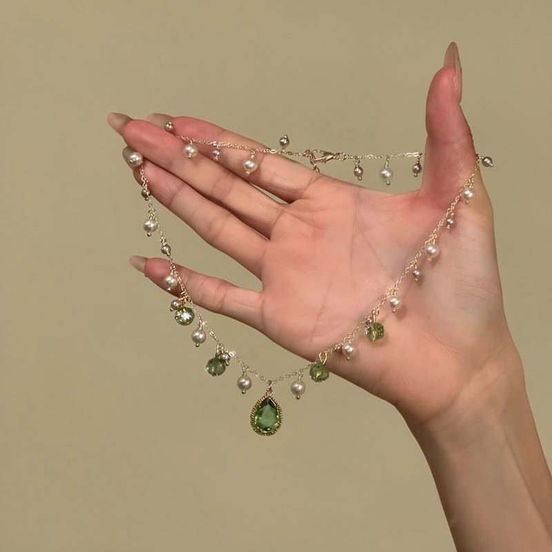 Pearl Water Drop Pendant Necklace Minimalist Luxury Clavicle Necklace Wholesale
