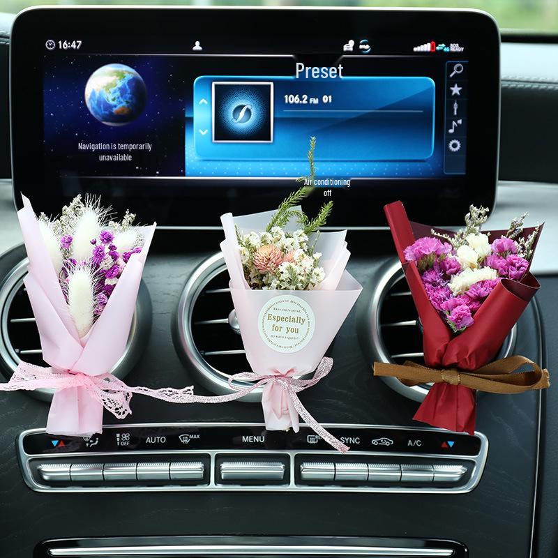 Rui Car Air Vent Perfume: Creative Dried Flower Aromatherapy Clip for Personalized Interior