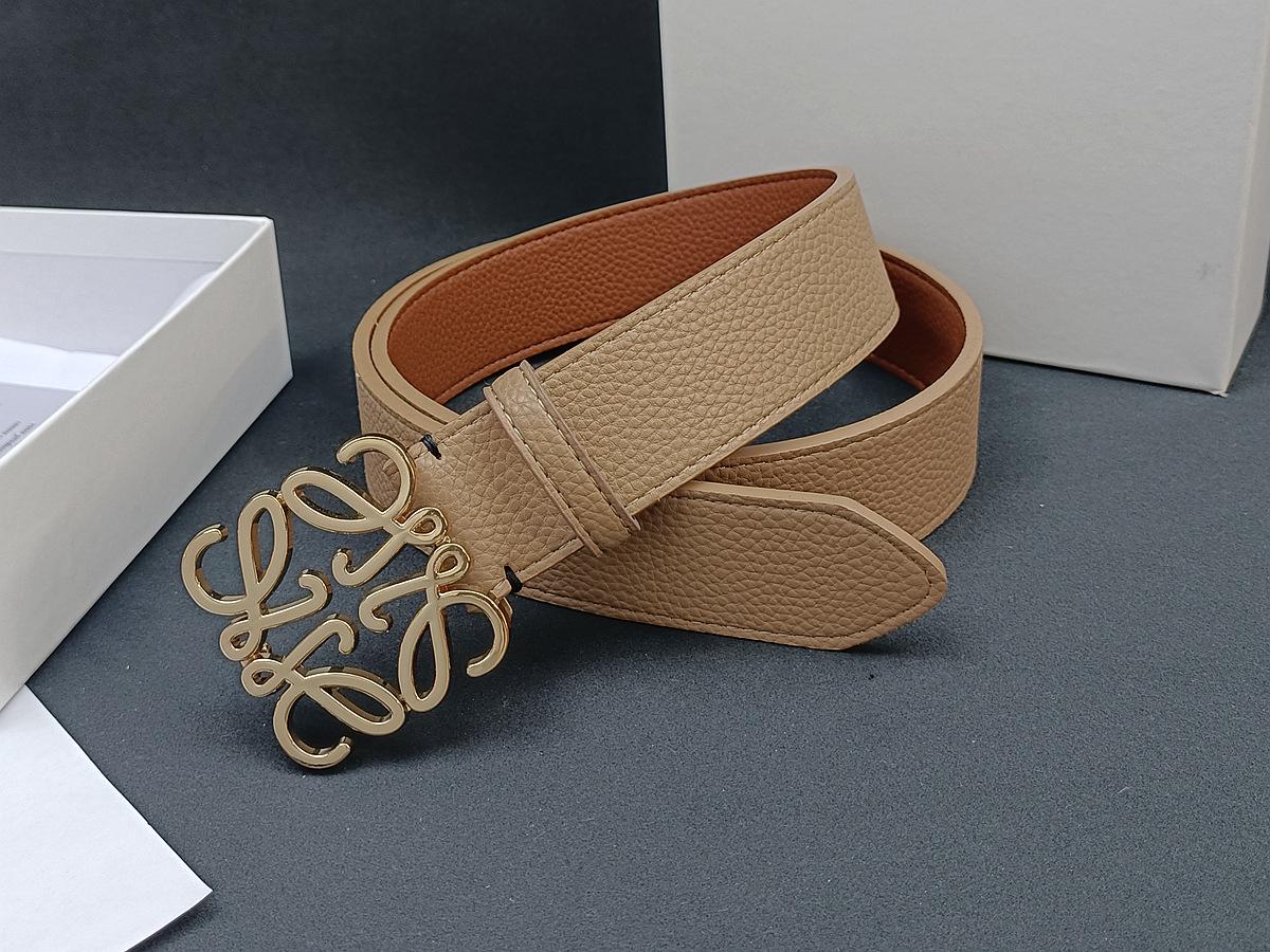 

Шкіряний чоловічий ремінь Loewe з гладкою пряжкою та тисненням під лічі - Універсальний, Модний стиль інфлюенсера В наявності Size 105