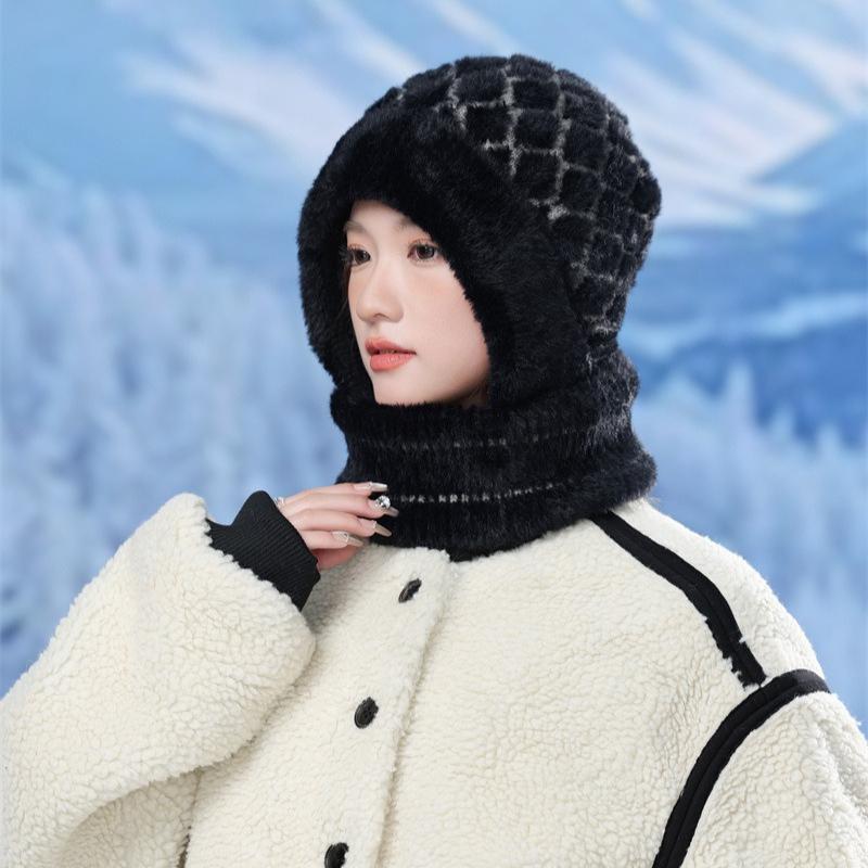 Fashion Plaid Plush Warm Scarf One-piece Hat Women's Winter Outdoor Cycling Windproof Neck Cover Plush Cap