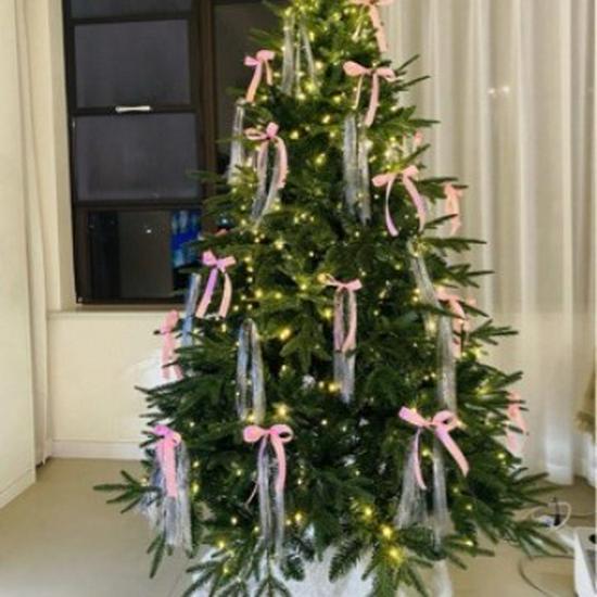 Dazzling Laser Silk Christmas Tree Decoration: Colorful Strips to Enhance Festive Atmosphere