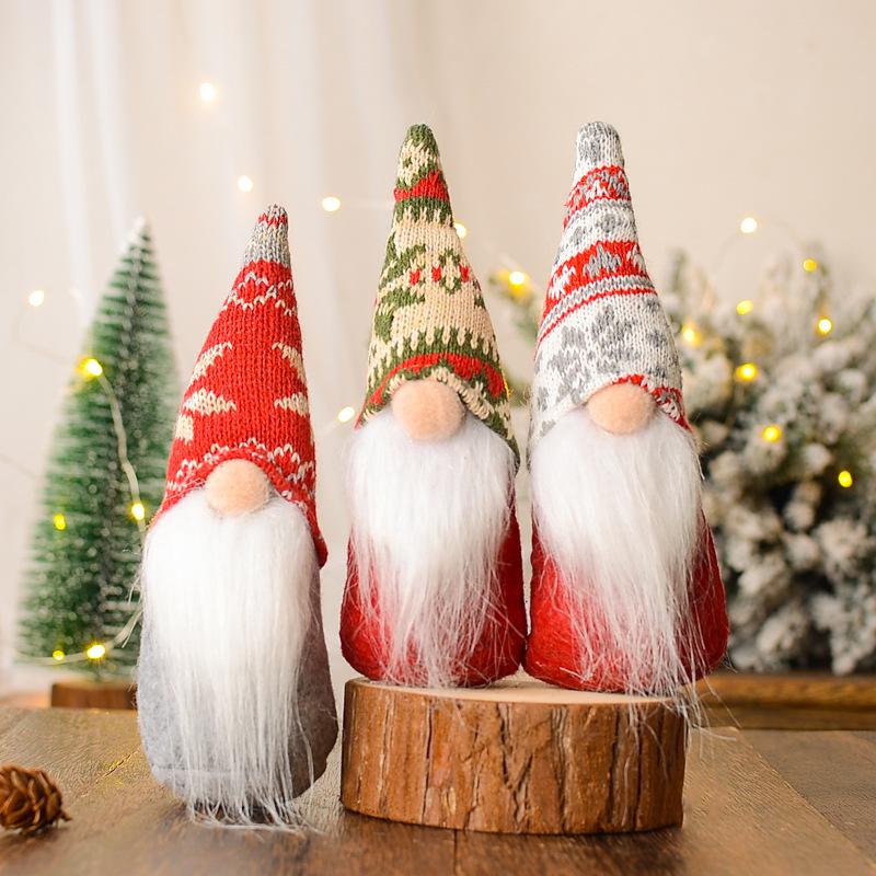 Kreativní pletená čepice s vločkou vánoční ozdoba trpaslíka