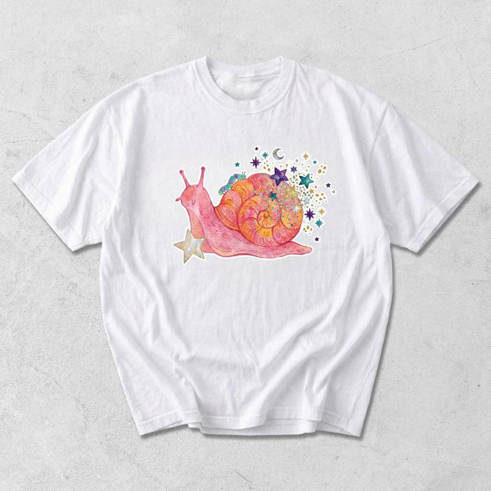 Whimsical Snail Graphic Tee: Cottagecore, Coquette, Girly Style, 100% Cotton T-Shirt M